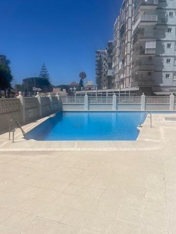 Primera Linea De Playa - Zona Club Nautico Torre Del Mar Exterior foto
